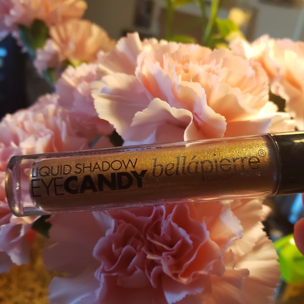 Bellápierre Liquid Shadow Eyecandy in Venus